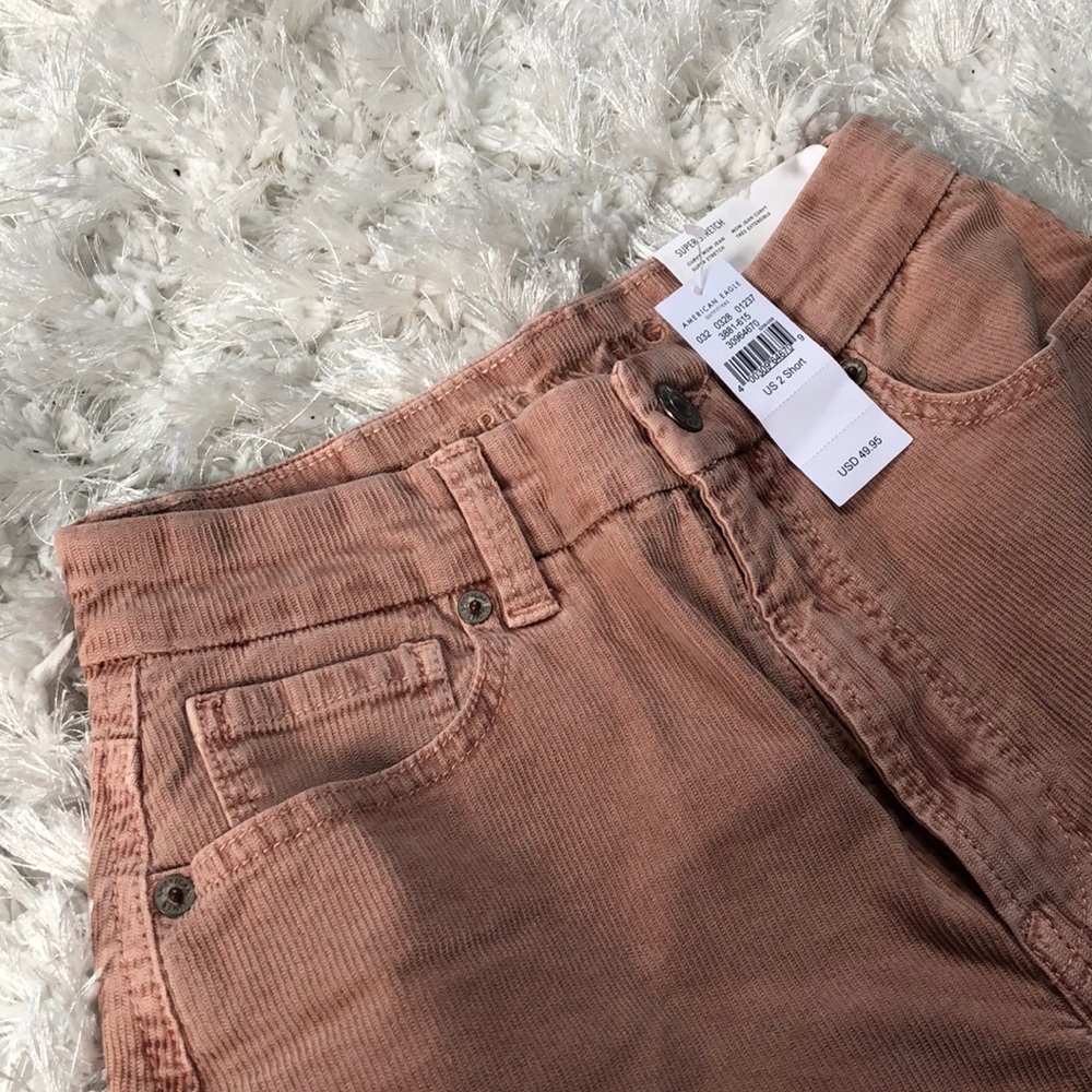 American Eagle Curvy Mom Jean